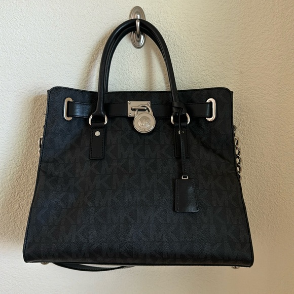 Michael Kors Bag - Picture 1 of 7